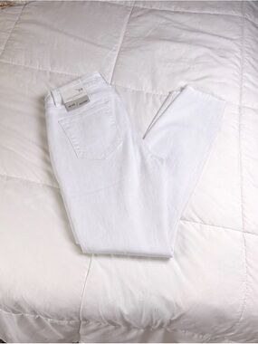 KanCan White Mid-Rise Ankle Skinny Jeans Size 11